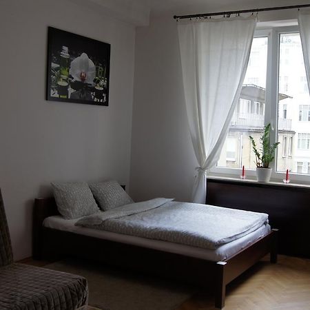 Krucza By Rental Apartments Warsaw Exterior photo