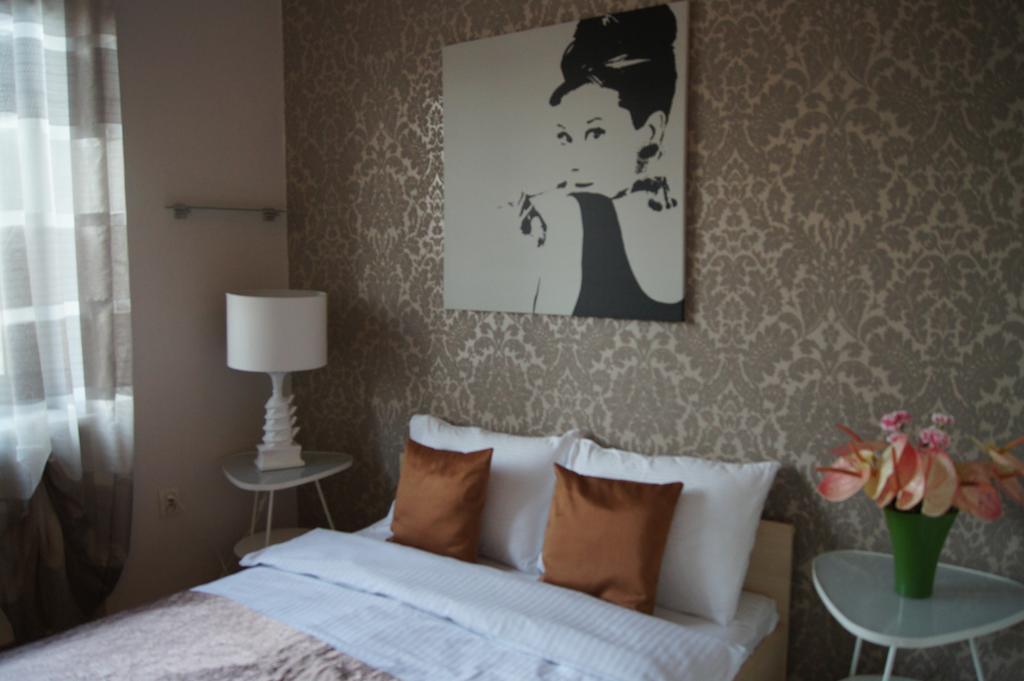 Krucza By Rental Apartments Warsaw Exterior photo